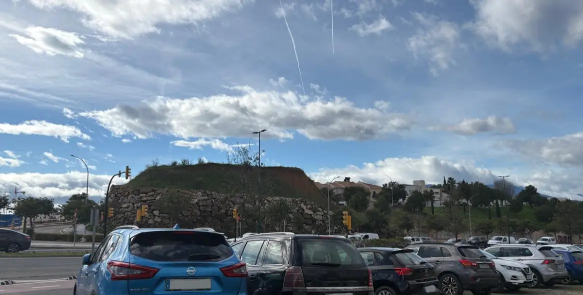 Venta de parcela residencial en Cruz del Humilladero 2