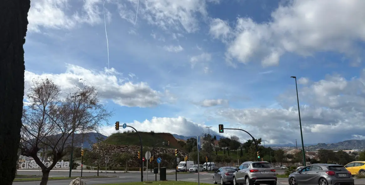 Venta de parcela residencial en Cruz del Humilladero 3