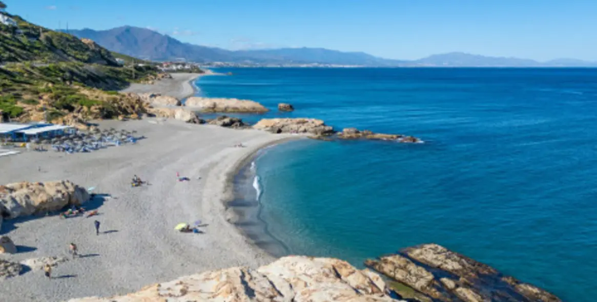 Venta de villa independiente en Manilva 1