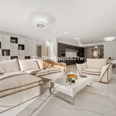 Venta de apartamento en planta media en Marbella