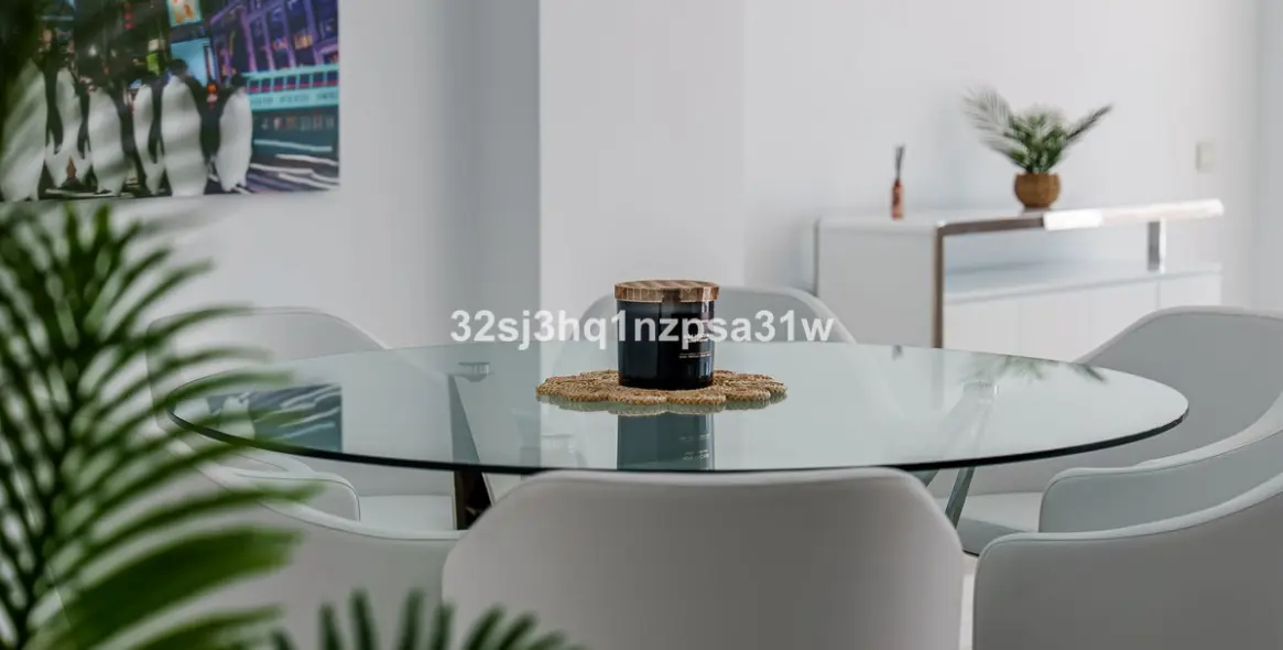 Venta de apartamento en planta media en Marbella 16