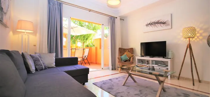 Краткосрочная аренда апартаментов на первом этаже в Estepona 1