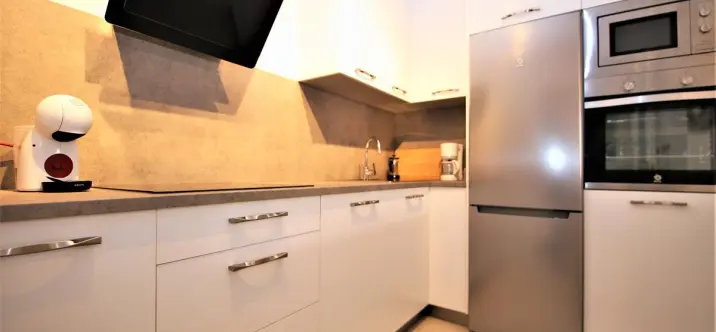 Alquiler a corto plazo de apartamento en planta baja en Estepona 4