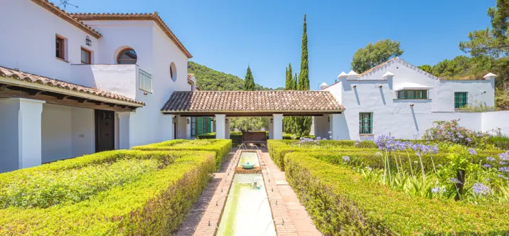 Venta de villa independiente en Estepona 3
