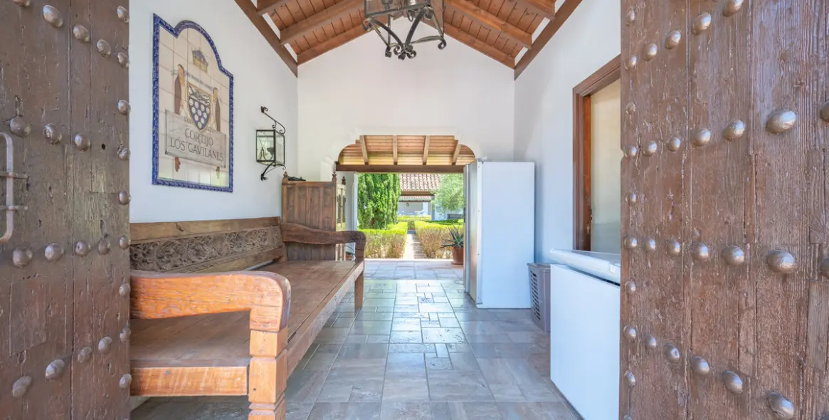 Venta de villa independiente en Estepona 6