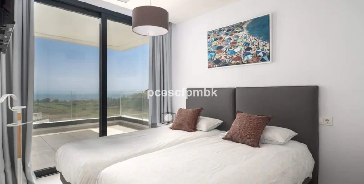 Long-term rent of detached villa in Manilva 7