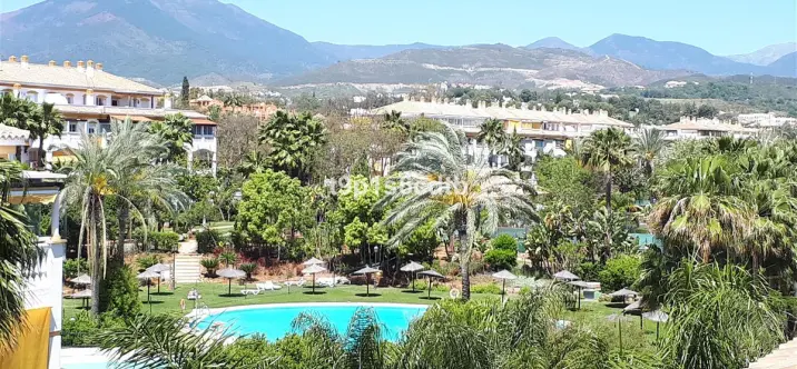 Краткосрочная аренда пентхауса в Nueva Andalucía 0