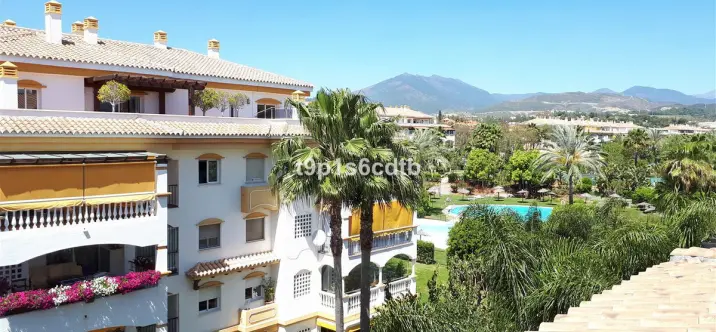 Краткосрочная аренда пентхауса в Nueva Andalucía 3