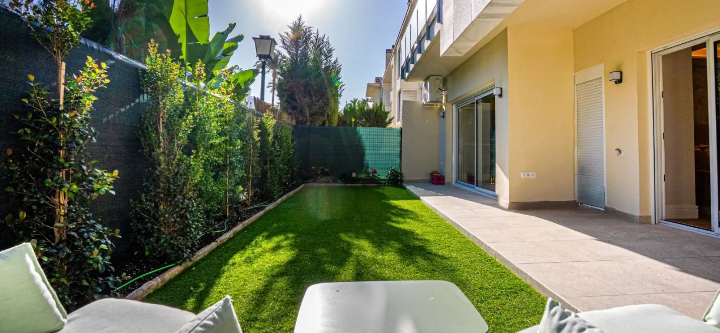 Продажа апартаментов на среднем этаже в San Pedro de Alcántara 2