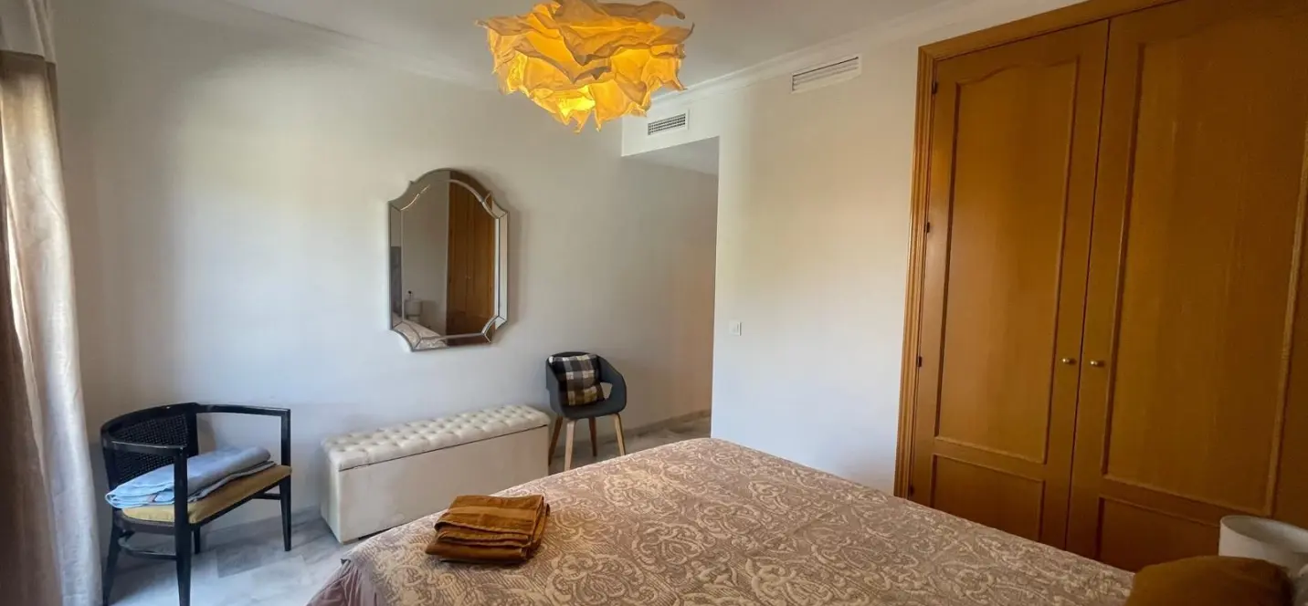 Venta de apartamento en planta media en Fuengirola 4
