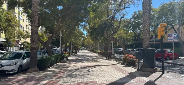 Sale of middle floor apartment in Málaga 0