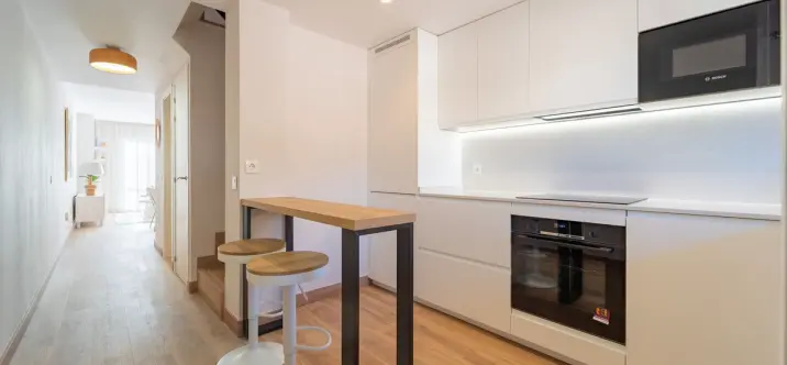 Sale of middle floor apartment in Fuengirola 1