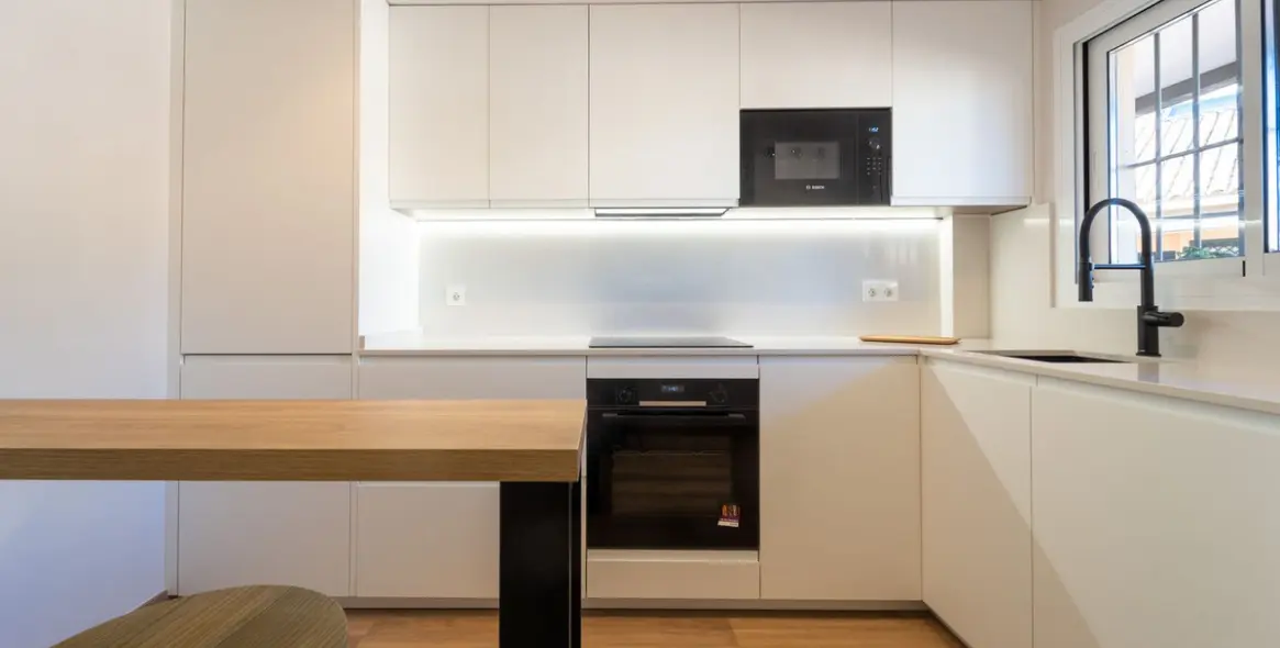 Sale of middle floor apartment in Fuengirola 5