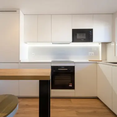 Sale of middle floor apartment in Fuengirola