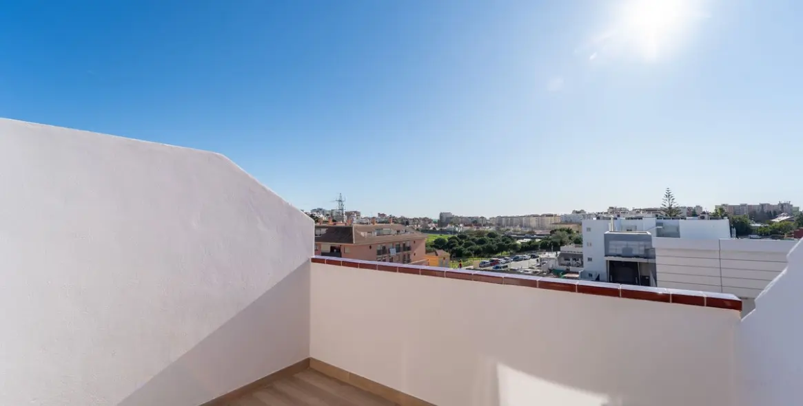 Продажа апартаментов на среднем этаже в Fuengirola 28