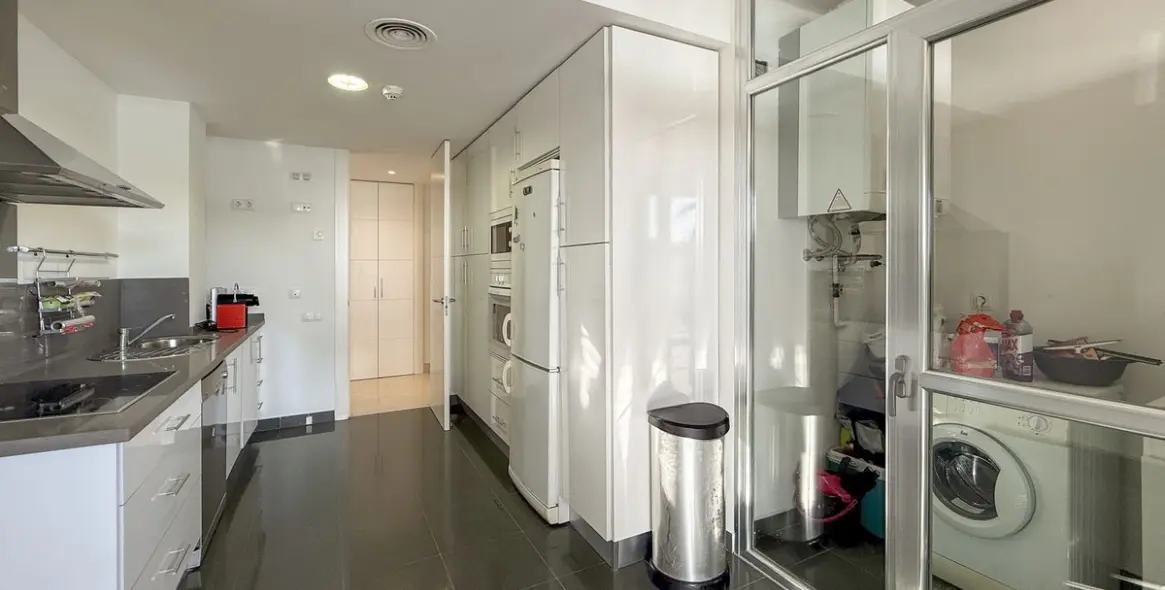 Продажа апартаментов на среднем этаже в Manilva 20