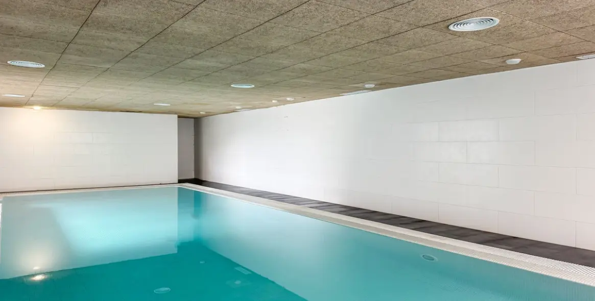 Sale of middle floor apartment in Manilva 58