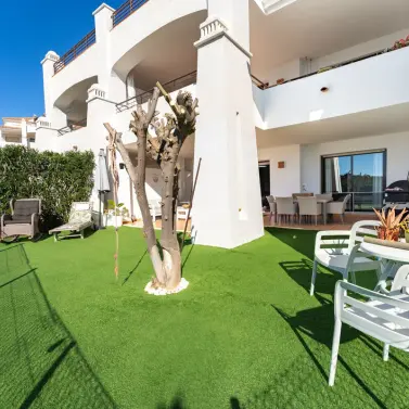 Sale of ground floor apartment in Casares