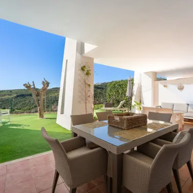 Sale of ground floor apartment in Casares