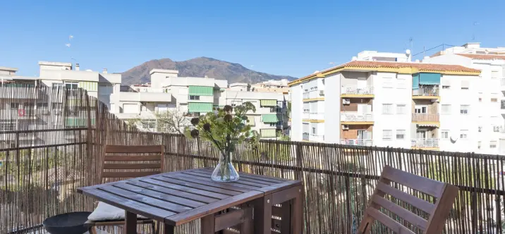 Продажа апартаментов на среднем этаже в Estepona 1