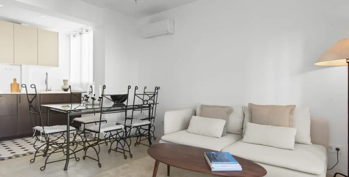 Продажа апартаментов на среднем этаже в Estepona 8