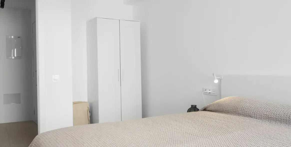 Продажа апартаментов на среднем этаже в Estepona 17