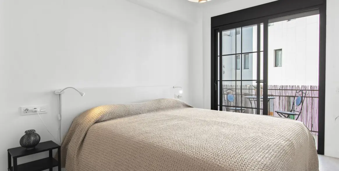 Продажа апартаментов на среднем этаже в Estepona 15