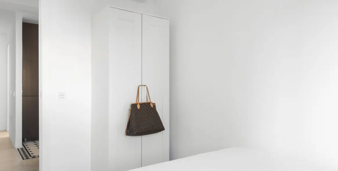 Продажа апартаментов на среднем этаже в Estepona 24