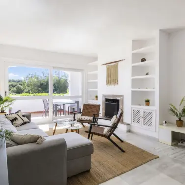 Продажа апартаментов на первом этаже в Los Arqueros