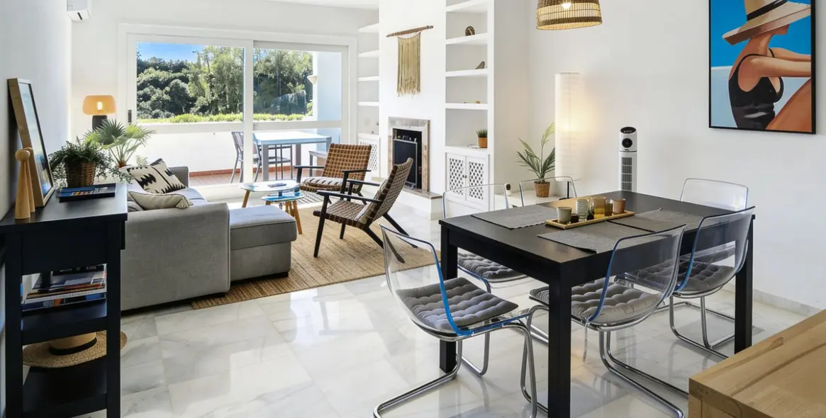 Продажа апартаментов на первом этаже в Los Arqueros 4