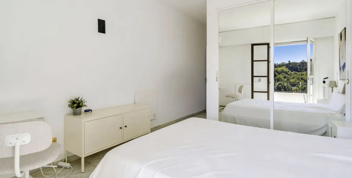 Продажа апартаментов на первом этаже в Los Arqueros 18