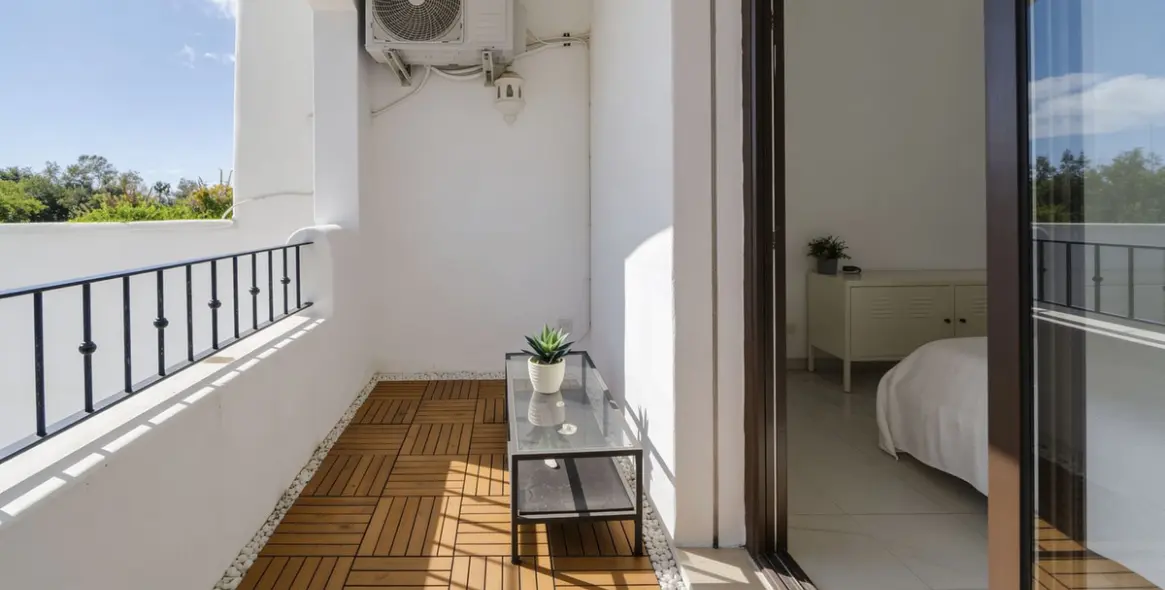 Продажа апартаментов на первом этаже в Los Arqueros 20