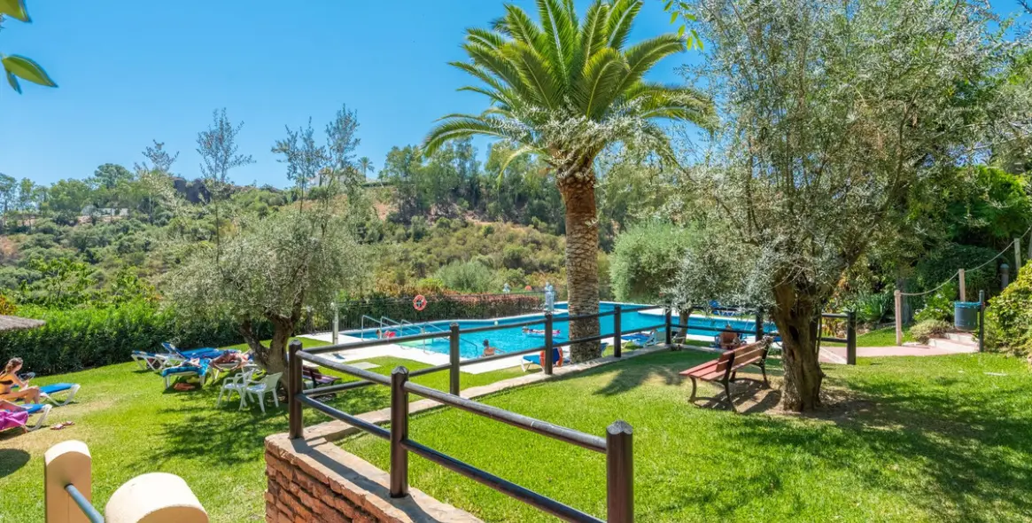 Продажа апартаментов на первом этаже в Los Arqueros 29