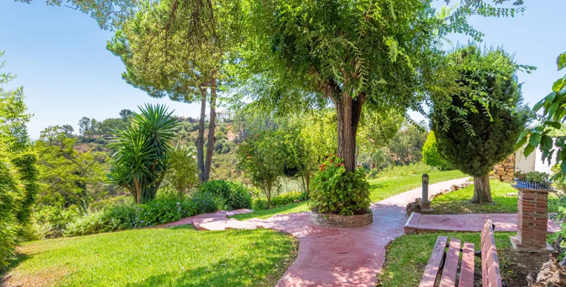 Продажа апартаментов на первом этаже в Los Arqueros 30