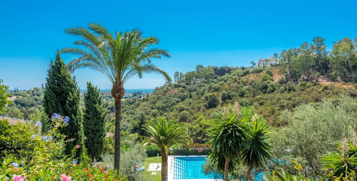 Продажа апартаментов на первом этаже в Los Arqueros 31