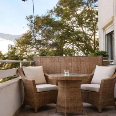 Продажа апартаментов на среднем этаже в Marbella