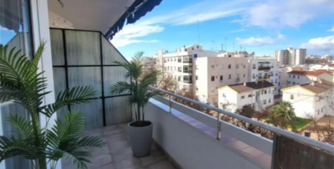 Продажа апартаментов на среднем этаже в Marbella 3