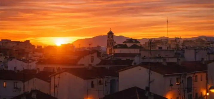 Продажа апартаментов на среднем этаже в Marbella 3