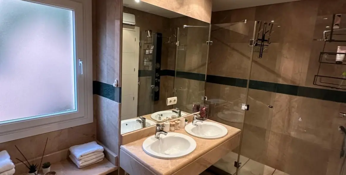 Продажа апартаментов на первом этаже в Nueva Andalucía 15