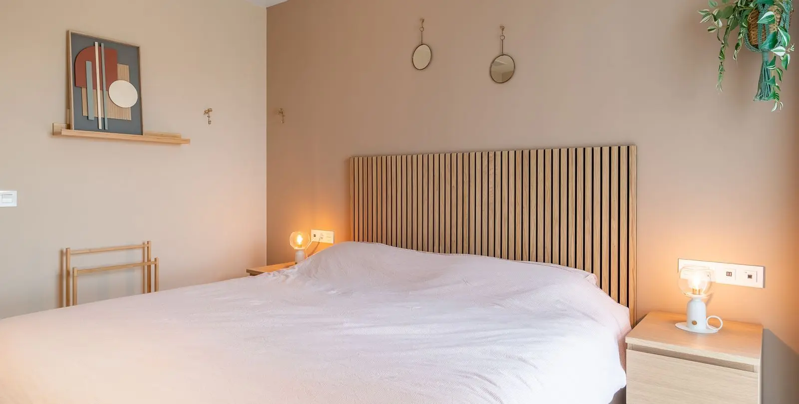Venta de apartamento en planta baja en Higueron 28