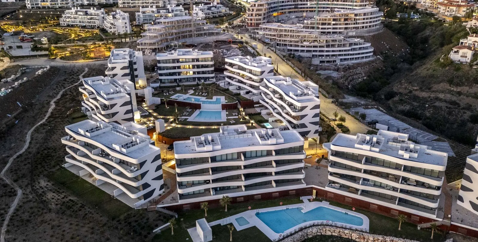 Venta de apartamento en planta baja en Higueron 32