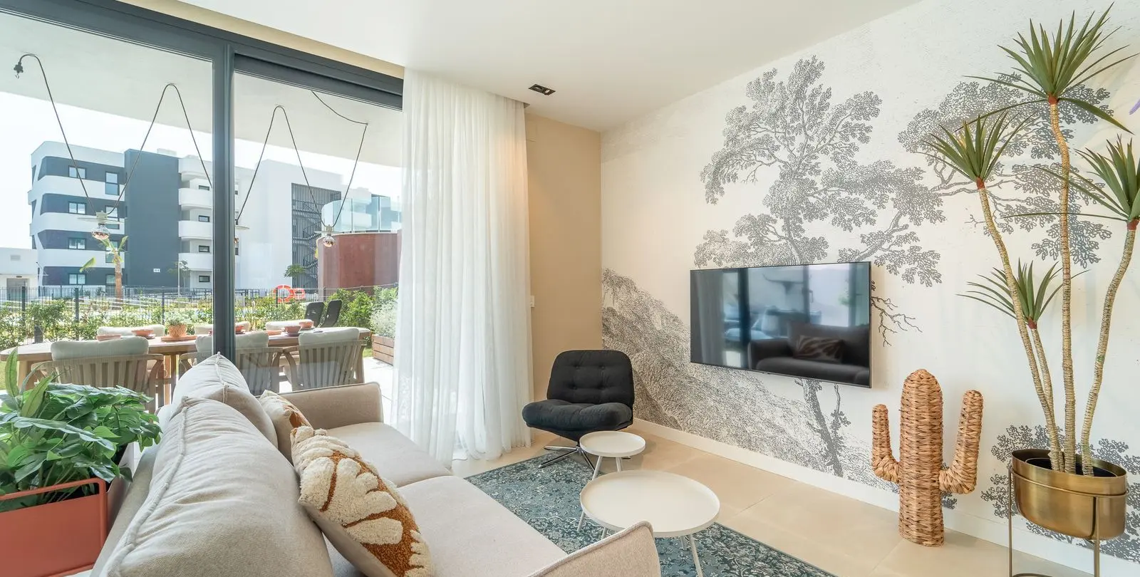 Sale of ground floor apartment in Higueron 3