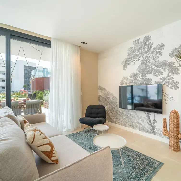 Sale of ground floor apartment in Higueron