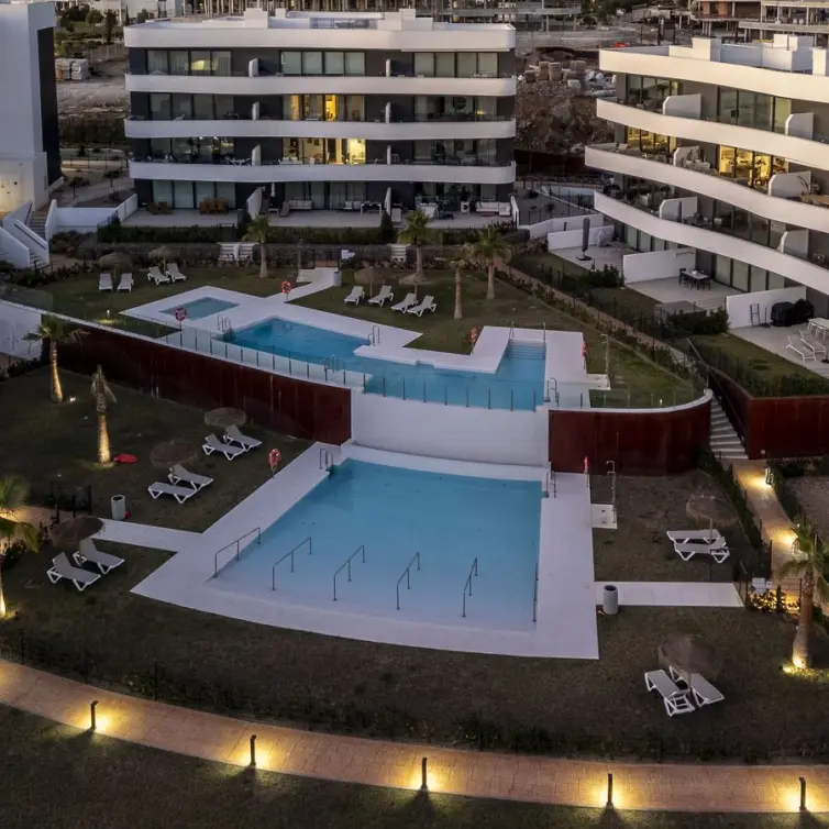 Sale of ground floor apartment in Higueron