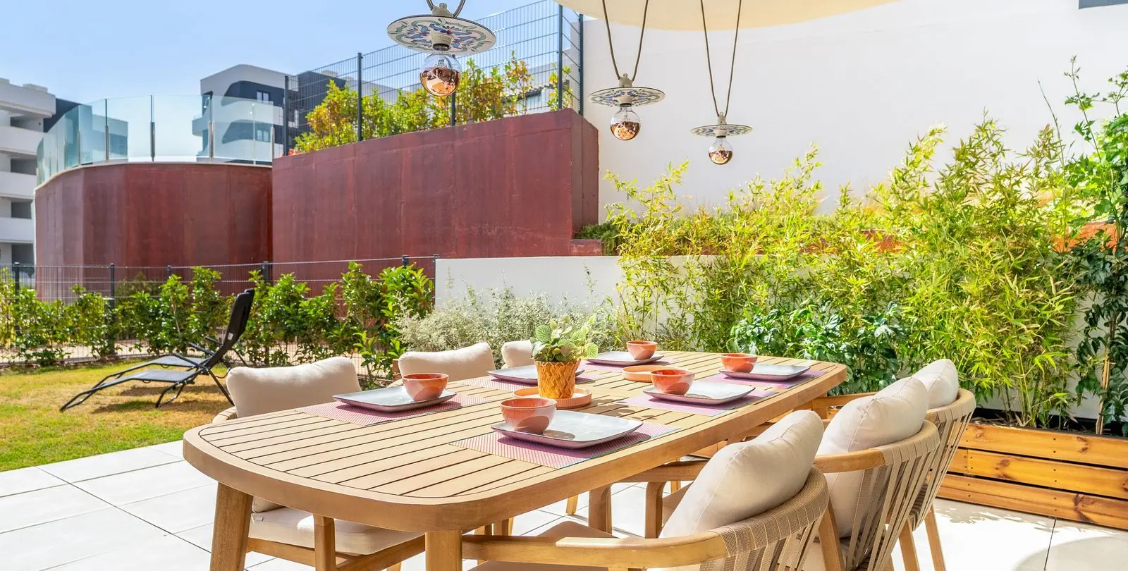 Sale of ground floor apartment in Higueron 8