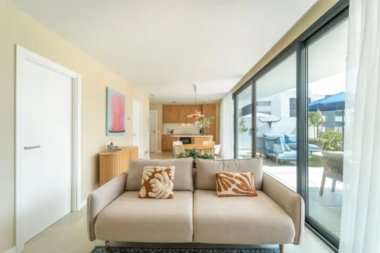 Image 11 thumb