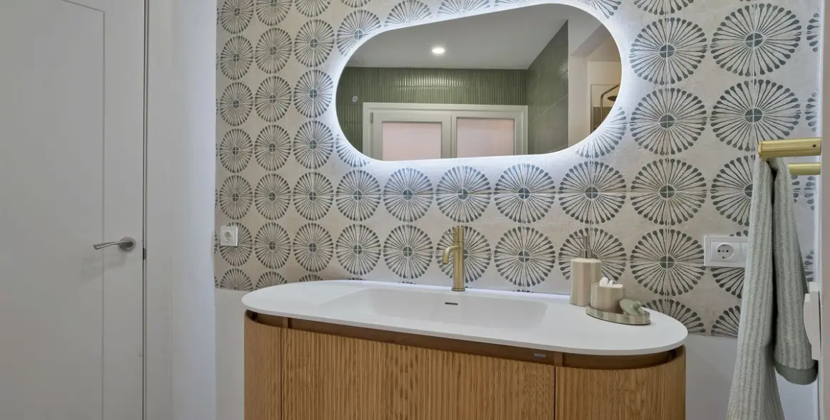 Sale of middle floor apartment in El Paraiso 29