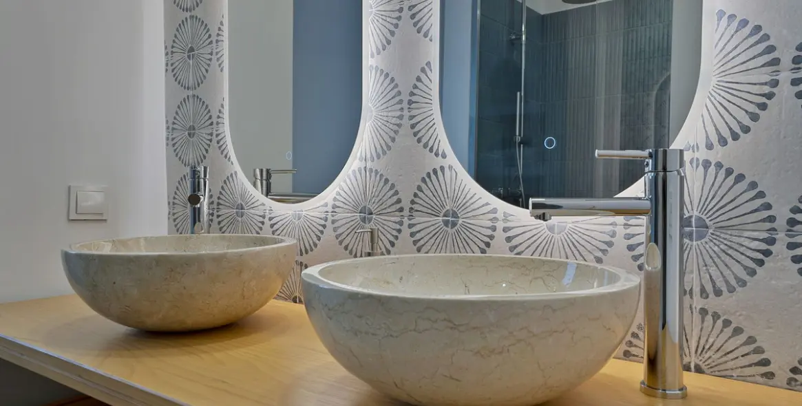 Sale of middle floor apartment in El Paraiso 35