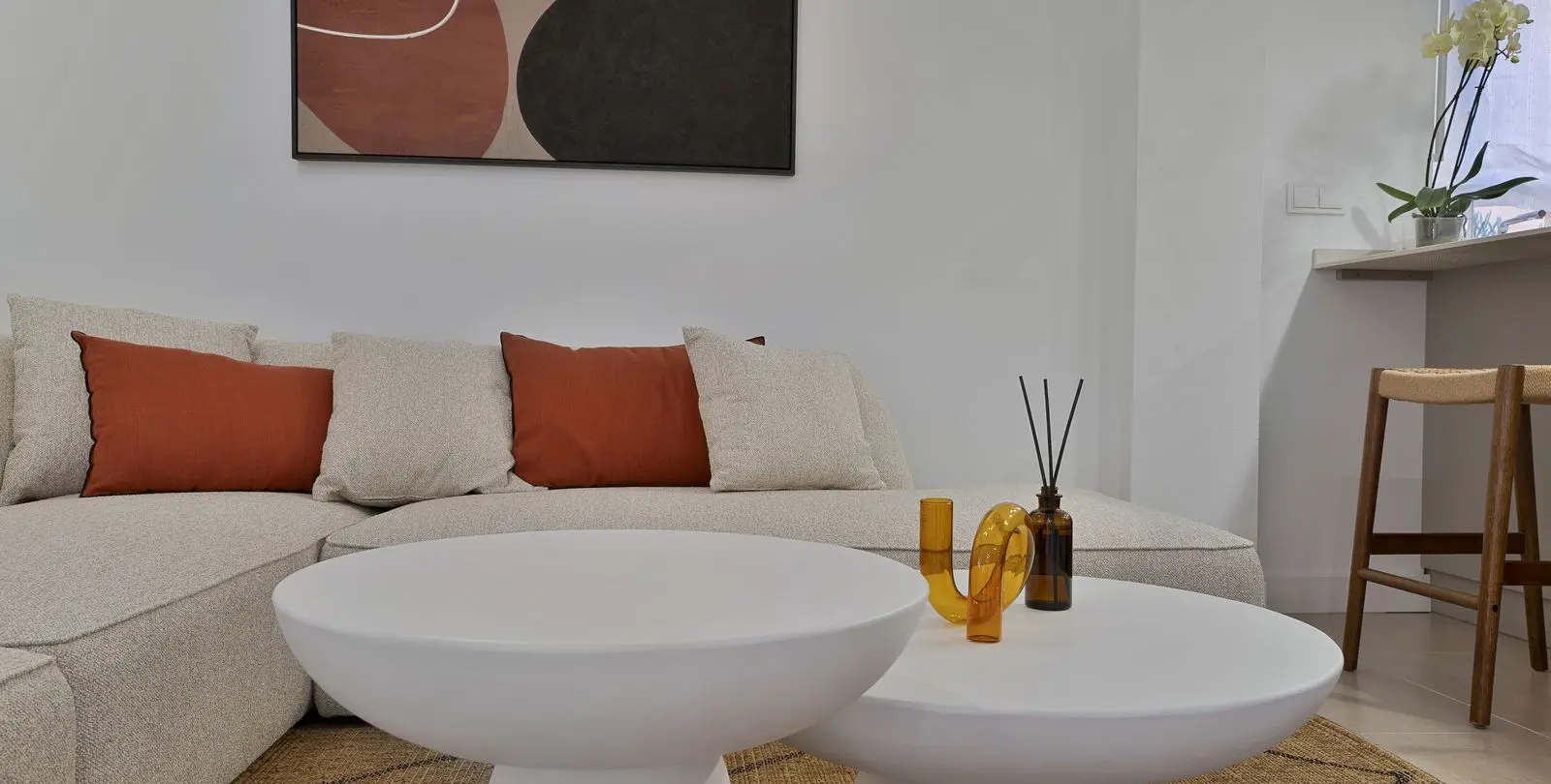 Venta de apartamento en planta media en El Paraiso 3
