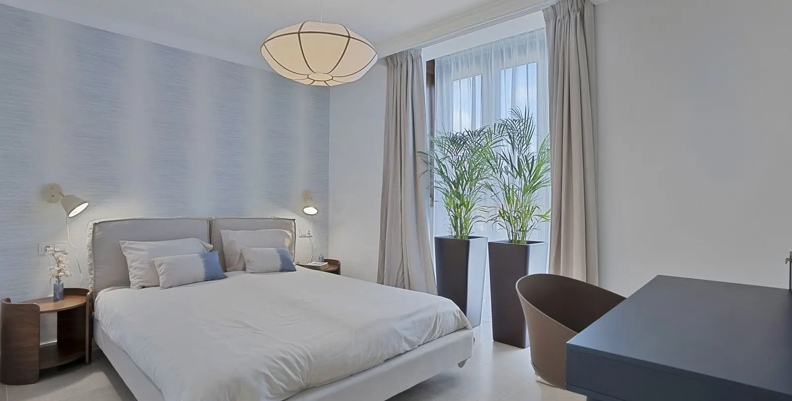 Venta de apartamento en planta media en El Paraiso 18